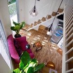 Tôi chính chủ cho thuê lại phòng q12, 30m2, thiết kế rất chill, như home stay, cửa sổ thoáng đẹp