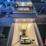 #đường_láng phân lô- 5 tầng thang máy-ngõ ô tô vào nhà-tiện ích xung quanh đầy đủ