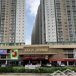 Bán căn hộ oriental plaza 2 phòng ngủ& 2 vệ sinh lô mặt tiền