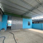 Kho xưởng mới đức hòa đông giá rẻ dt 500 m2 ( 10 x 50 )