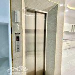 Bán nhà hxh gần đầm sen, 90m2, 5 tầng, thang máy