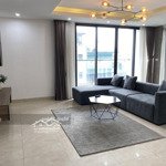 Bán căn hộ 3 phòng ngủ góc đông nam chung cư center point 110 cầu giấy lh: 0906212358