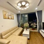 Cực hot 2pn2vs 76m2 full đồ đẹp vinhomes west point giá 17 triệu/th. liên hệ mr quyền 0918269777