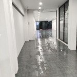 Chính chủ cho thuê nhà mới 72m2, 4.5 tầng, võ thị sáu - 21 triệu