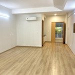 Cho thuê vp officel 45m2 tại q10 toà nhà charmington, máy lạnh và một số nội thất: 0901430118 loan