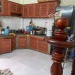 Cần bán gấp căn nhà,65m2. giá 2ty850 còn tl. sổ hồng riêng .đường nguyễn thị minh khai. tp dĩ an