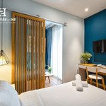 1 phòng ngủđơn giản, nội thất siêu đỉnh, tone xanh nhẹ nhàng có bancol lớn siêu thoáng nguyễn trãi quận 1