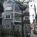 Cho thuê nhà góc 2mặt tiềndương đình nghệ,p8, quận 11, 300m2 sàn, 26 tr tl