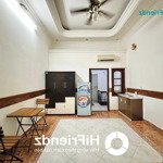 Studio full nội thất 23m2 - máy giặt riêng - giếng trời mát - lầu 1 thang bộ - hầm xe dưới nhà