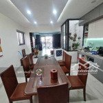 Mặt phố vọng kinh doanh sầm uất vừa ở vừa cho thuê 90m2 nhà 9 tầng