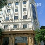 Cho thuê nhà mp đại la, hai bà trưng. 105m2 3 tầng,mặt tiền7m, thông sàn, giá bán 50 triệu liên hệ: 0817992222