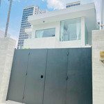 Chính chủ gửi bán gấp villa thảo điền, quận 2, 180m2, 1 trệt 1 lầu, đường rộng 2 xe hơi, nhà mới