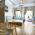 Căn hộ studio 40m2balcony city viewgần ngã tư phú nhuận