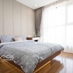 Chính chủ cần bán căn hộ w3 - 67m2, tầng trung, view đẹp 2 phòng ngủtại west point mễ trì, giá bán 4,7 tỷ