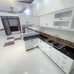 Bán nhà mới đẹp hơn 50m2 tại nguyễn đình chính quận phú nhuận xây 4 tầng hẻm xe hơi chỉ nhỉnh 6tỷ.