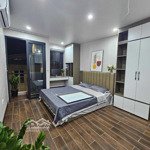 Cho thuê phòng studio full đồ có ban công tại 250 khương trung