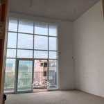 Vista verde chuyển nhượng căn hộ duplex 4 phòng ngủ- căn thô bán ***