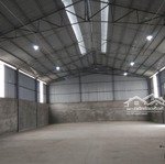 Chính chủ cho thuê 300m2 kho xưởng kiêu kỵ, sẵn điện 3 pha, xe cont ra vào 45nghìn/m2/th 0902132489