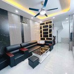 Nhà mặt tiền 32m2, 4 ngủ, tứ hiệp, thanh trì