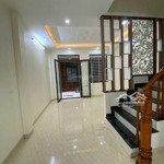 Chỉ hơn 3 tỷ có nhà 5 tầng ở hà đông hà nội 42m2