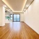 Chỉ 4.2 tỷ căn 3 phòng ngủ- 95m2 tầng trung đẹp view sông và cầu - nhận nhà ở luôn - full nội thất