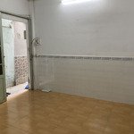 Cho thuê nhà hẻm c5 đường phạm hùng q8. 32m2.