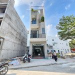 Nhà 1 trệt 2 lầu, gần bến chợ đêm hoà lân, gần siêu thị aeon mall