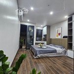 Studio mới xây full nội thất ở khương trung, thanh xuân. giá 5triệu8 (có máy giặt, mấy sấy riêng)