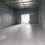 Cho thuê kho 150m2, phố định công hạ, 2 mặt ngõ xe 3,5 tấn vào, kho đẹp, có wc, điện nước giá dân