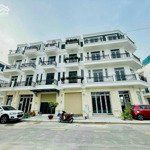 Cho thuê nhà phố mới xây 3 tầng, kdc bảo phú residence an ninh, có hồ bơi, bảo vệ 24/7, đường 12m