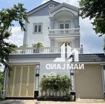 Villa ngay trần lựu, hầm rộng, 2 lầu, 4 phòng, ở và văn phòng!