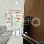 Căn hộ dịch vụ duplex cao cấp full đầy đủ nội thất - ban công xịn xò trung tâm quận 6