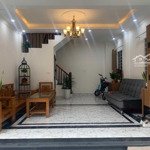 Cho Thuê Nhà Riêng 5 Tầng 35M2, Thạch Bàn Long Biên. Giá: 13 Triệu/Tháng. Liên Hệ: 0946 204 597