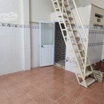 Nhà nhỏ (có 1 lầu), 32m2, đường nguyễn thượng hiền