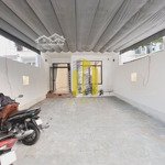 Cho thuê nhà sân xe hơi gần ngay song hành 5x20m giá 25 triệu