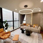 Cho thuê căn hộ chung cư cao cấp sky city towers - 88 láng hạ, 105m2, 2 phòng ngủ đồ cơ bản, giá bán 18 triệu