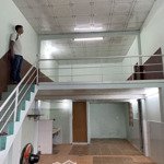 Cho thuê phòng trọ mặt tiền dstk - diện tích 40m2 - có gác lững