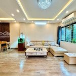 Siêu hiếm nhà mặt phố giảng võ, 52m2, 5 tầng.