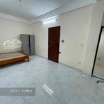 Cho thuê phòng khép kín 30m2 ngõ 465 đội cấn