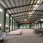 Cho thuê kho xưởng 2000m2 hòa bình gần đầm sen