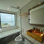 Căn hộ 2pn - goldenbay full nội thất - tầng cao ngắm trọn biển
