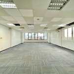 Cho thuê văn phòng phố nguyễn du : 110m2/1sàn. 2 mặt thoáng, thông sàn, thang máy, dịch vụ đầy đủ.