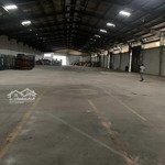 Cho thuê kho 1000m2, 1800m2 ngã tư bình thái, phước long b, quận 9, có pccc, xe cont 24/7