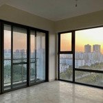 Bán lỗ - urban hill - phú mỹ hưng, quận 7 - 81m2 - tặng 1 ô xe hơi. lh 0938048739 trâm anh