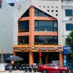 Cho thuê nhà mp ngọc lâm, mt: 9m, dt: 320m2, giá thuê: 120 triệu/tháng