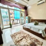 Căn hộ studio 38m2ban cônggần chợ bà chiểufull nội thất