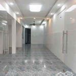 Nhà mới đẹp mặt tiền đường xóm đất , dt:4x18m 2lầu 3pn 3wc