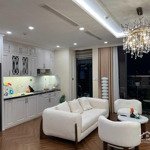 Chính chủ bán hoặc cho thuê căn hộ full nội thất vinhomes metropolis liễu giai