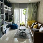 Bán chung cư cửu long, bình thạnh. dt: 70 m2, 2 pn, 2 wc. giá: 2.4 tỷ. lh: 0931.471.115 lan