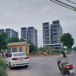 Nguyễn lam, ô tô thông, vào đất, 200m2mặt tiền10m, chia lô, giá bán 80 triệu/m2 liên hệ: 0961206995